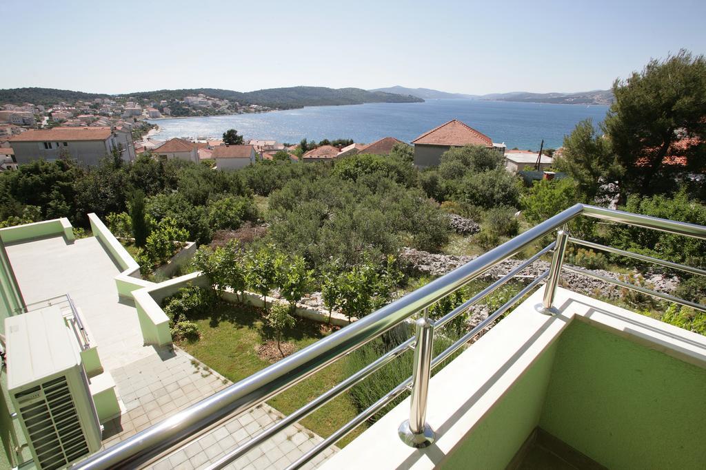 Apartments Delta Trogir Kültér fotó
