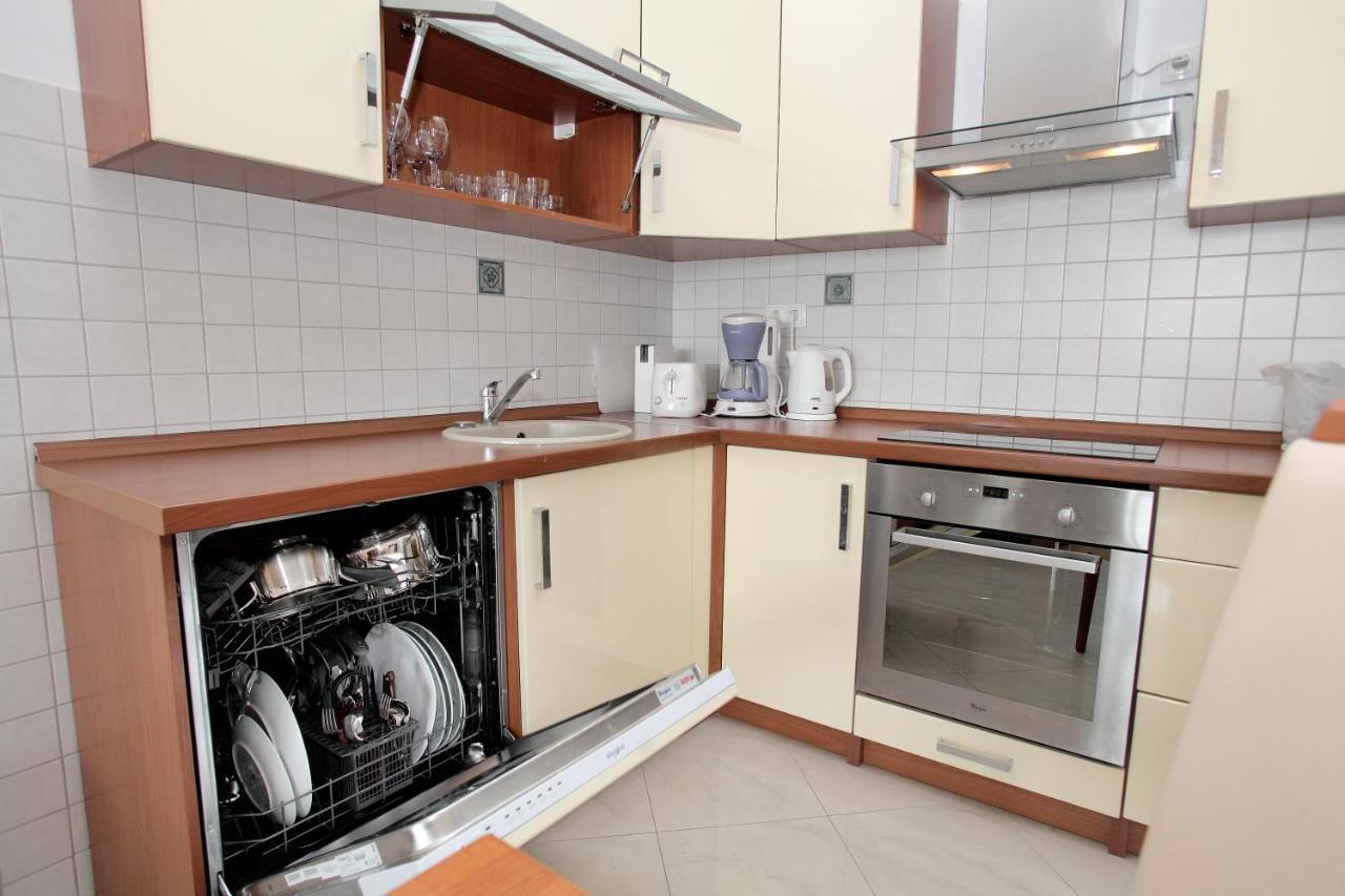 Apartments Delta Trogir Kültér fotó